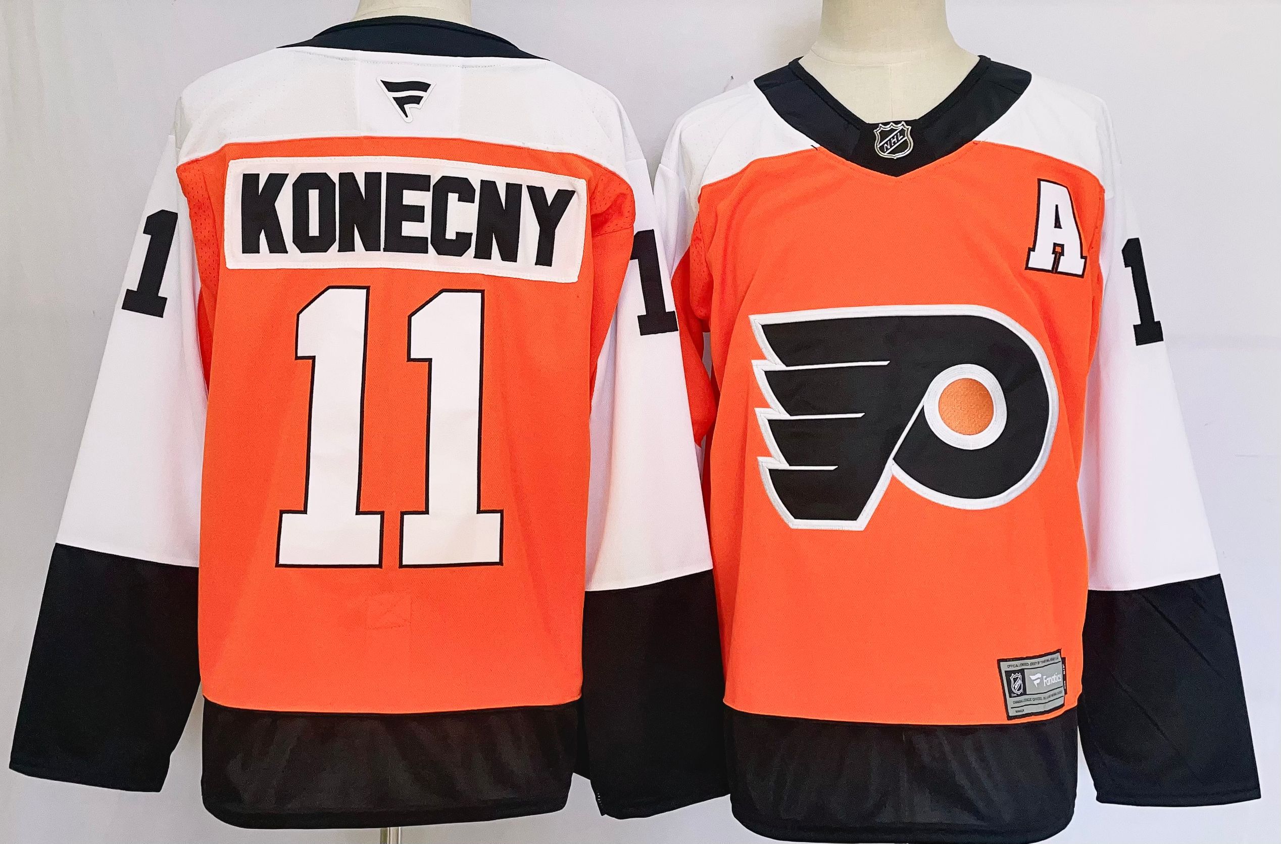 Men Philadelphia Flyers #11 Konecny Orange 2025 Home Premier Player NHL Jersey->philadelphia flyers->NHL Jersey